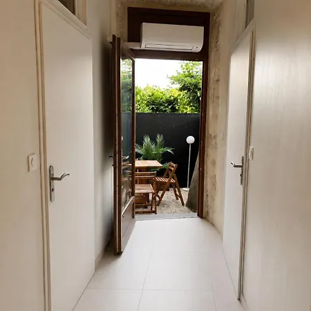 Du Paulou Apartment