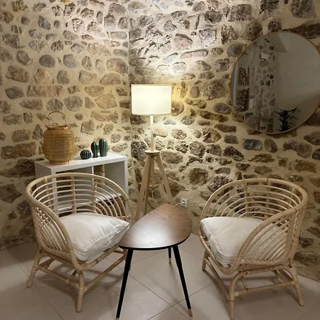 Du Paulou Apartment