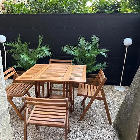 Du Paulou Apartment *